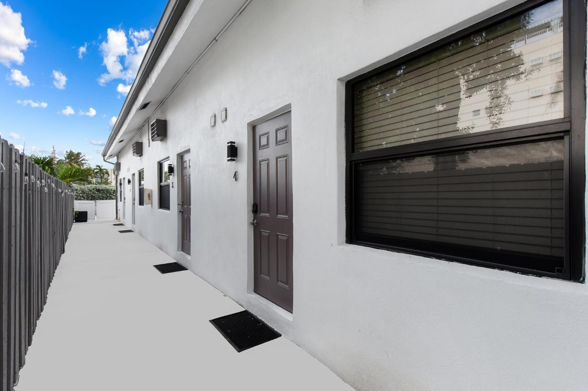 Boutique Loft Unit 2 Appartement Hollywood Buitenkant foto