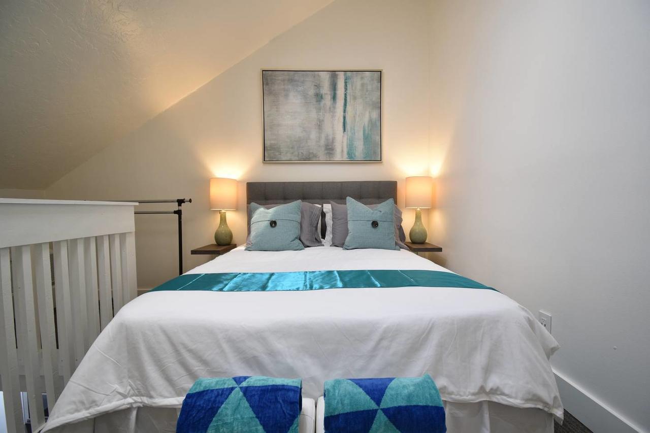 Boutique Loft Unit 2 Appartement Hollywood Buitenkant foto