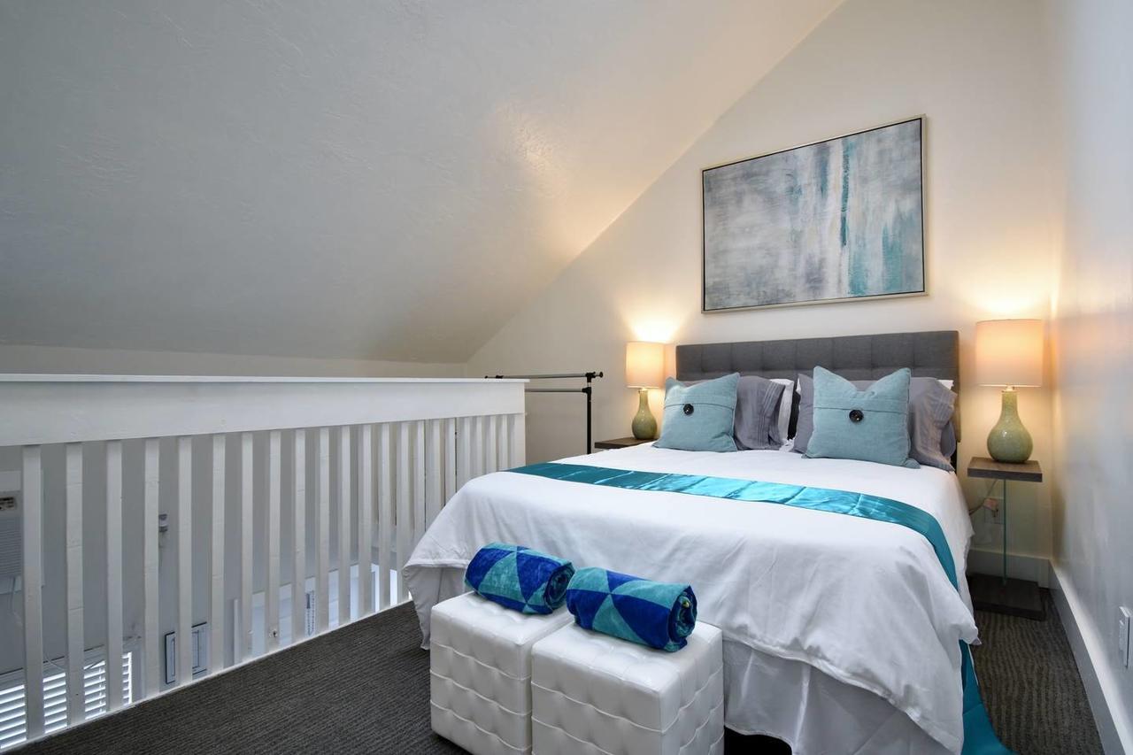Boutique Loft Unit 2 Appartement Hollywood Buitenkant foto