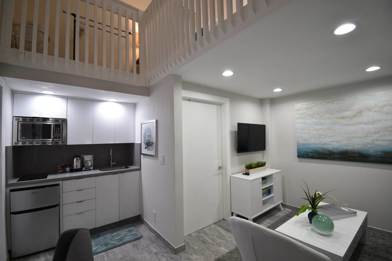 Boutique Loft Unit 2 Appartement Hollywood Buitenkant foto